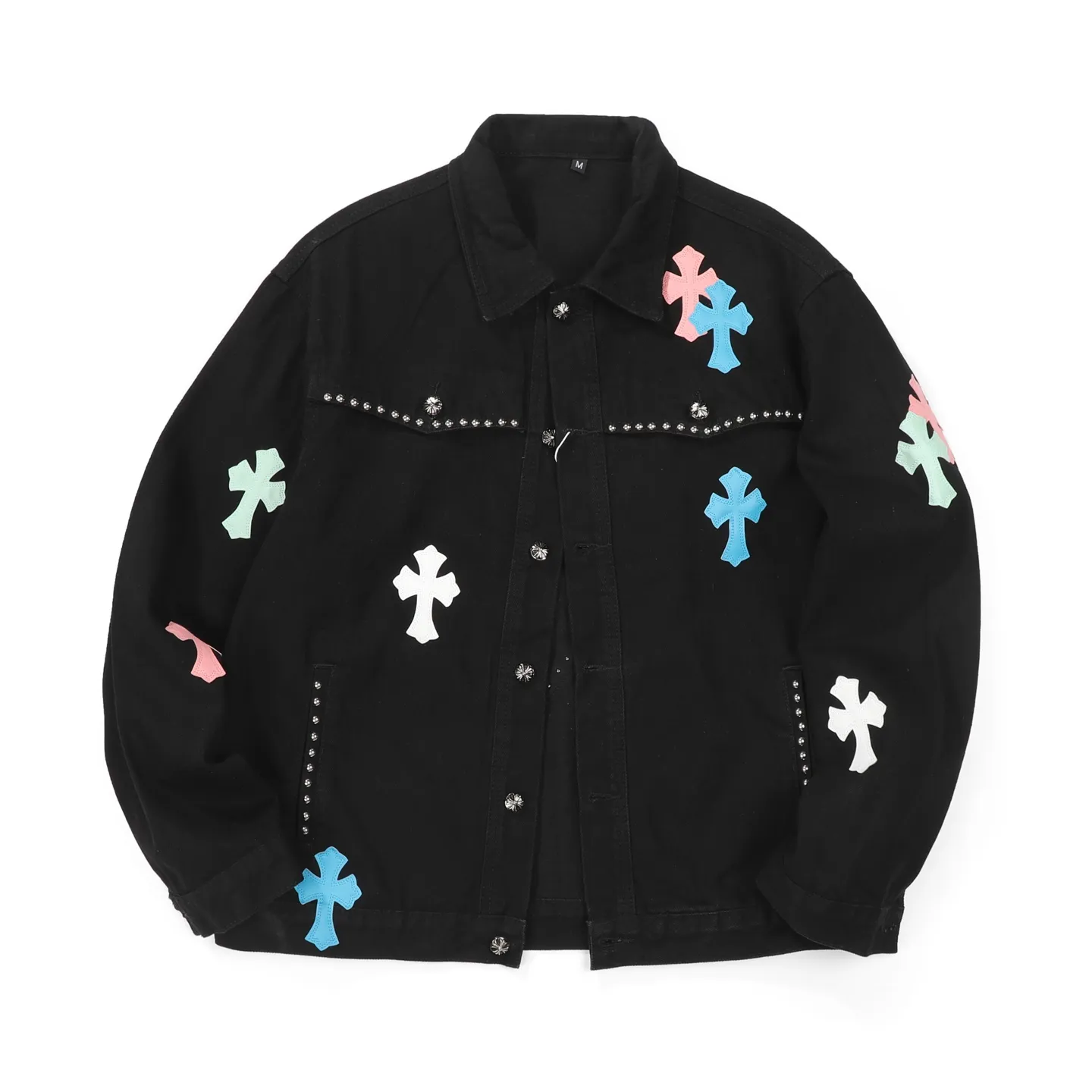 P280 Chrome Hearts Chrome Hearts heavy-duty denim jacket with rivets and multiple farts. The same model as the Internet celebrity star. The cross-printed denim jacket has a unique cross design element and is full of design. It is made of 100% denim cotton fabric with heavy coarse yarn count, which ensures a stiff and tough silhouette while being soft, comfortable and breathable. The lapel is designed with silver buttons and is full of texture. The classic white cross logo is all over the dress, making it a perfect versatile style for spring and summer! The original loose version is made of high-quality pure cotton fabrics. The fabric pattern is high-definition and delicate without burrs. It is comfortable and breathable to wear. All the buttons are molded and customized. It is casual and fashionable and can be matched with any bottoms. It can be windproof and sunproof in spring and summer. It can be worn outside in autumn and winter! Easily concave shape makes you look slimmer and taller, perfect for both men and women! Color: Black Size: S M L XL